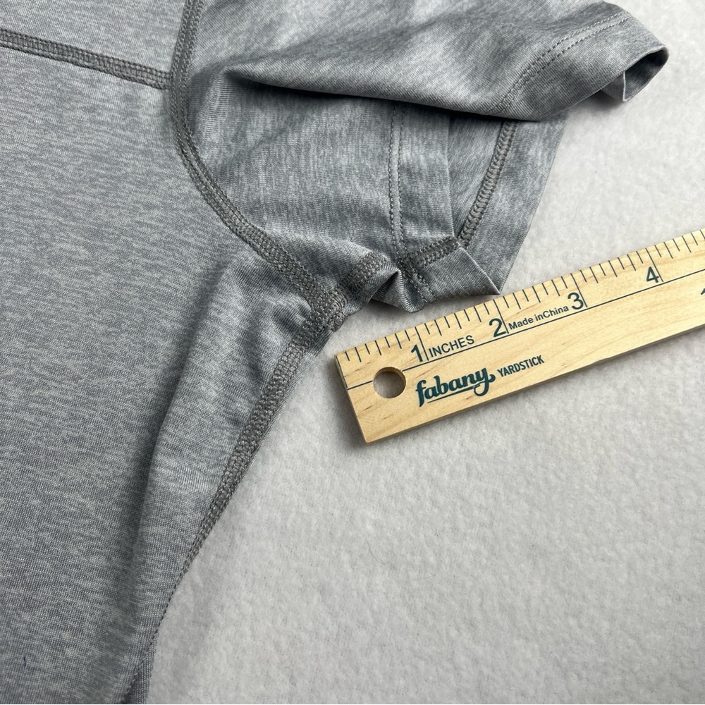 The North Face Women's Lightweight Activewear‎ Outdoor Shirt Gray Medium - Picture 4 of 7
